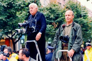 Με τον αείμνηστο Γιάννη Κυριακίδη σε παρέλαση της 28ης Οκτωβρίου, 2000